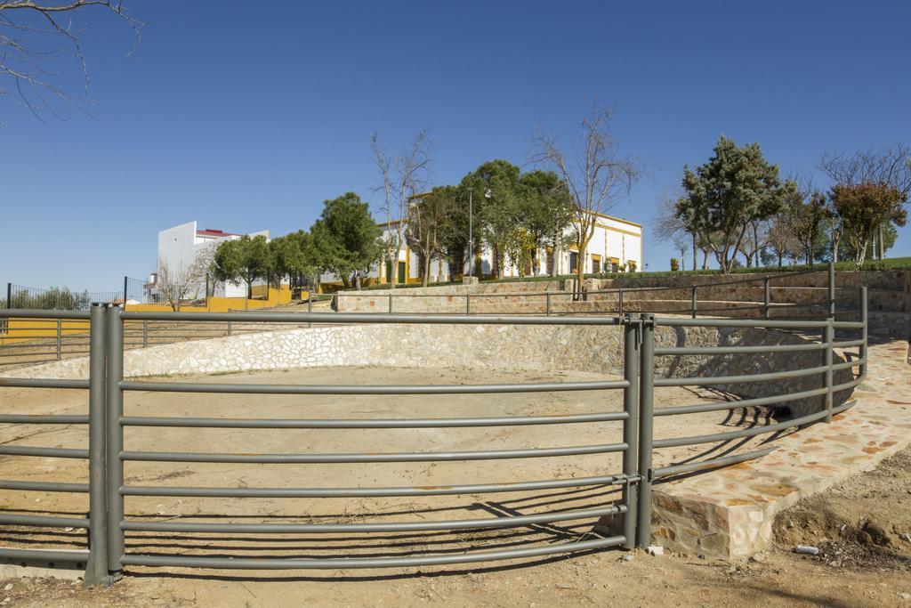 Hotel Bodega El Moral Ribera del Fresno Exteriör bild