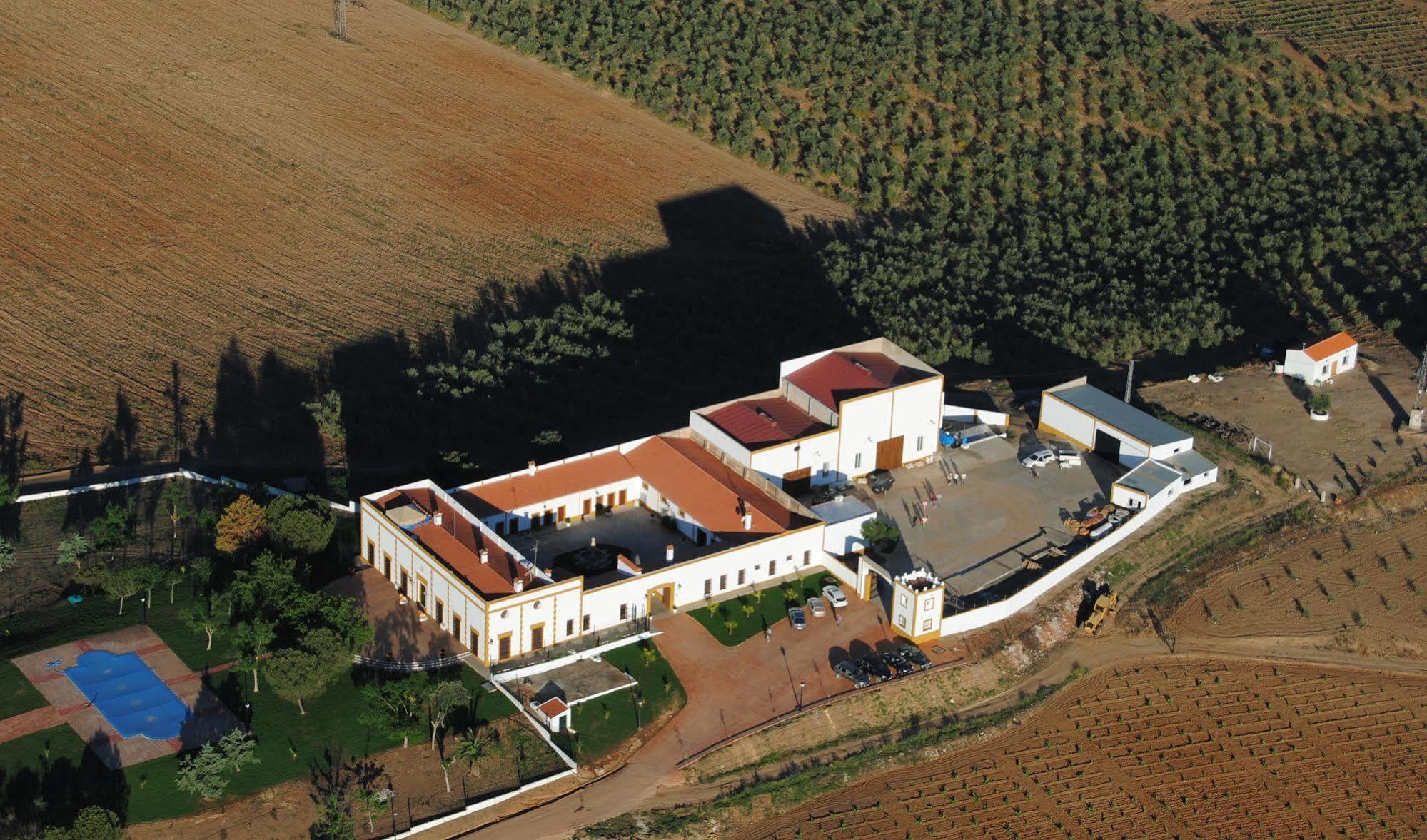 Hotel Bodega El Moral Ribera del Fresno Exteriör bild